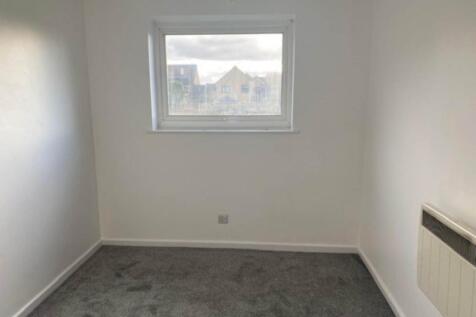 Fielmere Close, Witney photo 4