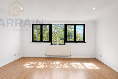 Manchester Rd, E14 (Massive house) For Sale By Bar