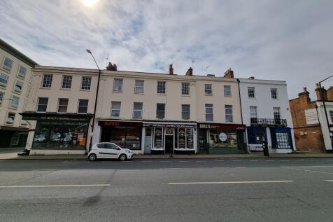 2-bed flat on 12 Clarendon Avenue, Leamington Spa, £1,550/mo