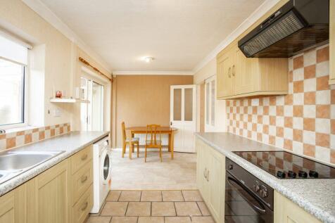 Final-27 - 3 bedroom semi-detached (house) at Wa