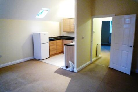 Flat 6 111 St. Marys Road, Market Harborough, Leicestershire, LE16 photo 3