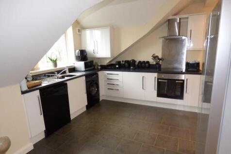 Birbeck Street, OL5 photo 5