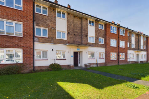 Keston, BR2 - property photo