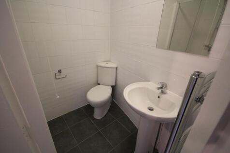 Station Road, Harrow photo 5