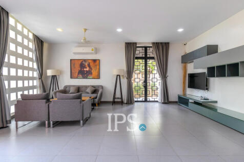 2 Bedroom Villa For Sale - Sangkat Siem Reap, Siem Reap
