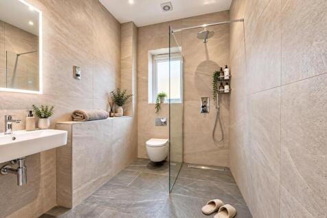 Walk-In Shower.jpg