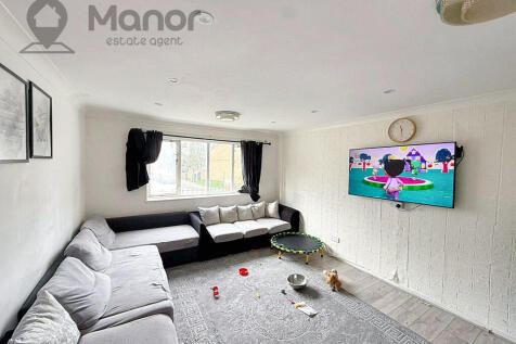 WhatsApp Image 2025-10-16 at 16.36.04