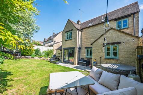 Rear &amp; Garden