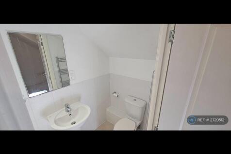 En Suite Bathroom