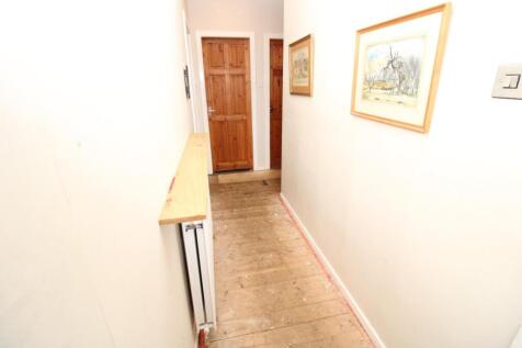 HALLWAY.JPG