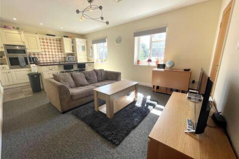 Living Room/Kitchen