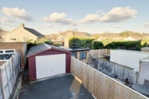 Garage and rear garden with office