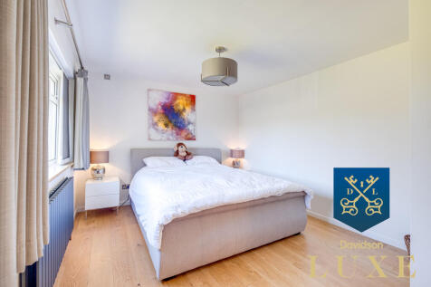 Logo Luxe (2 of 5...