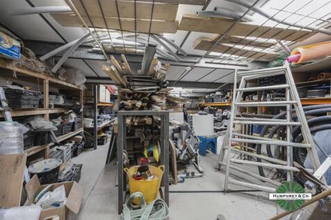 26  Walthamstow Business Centre  Clifford Road -01