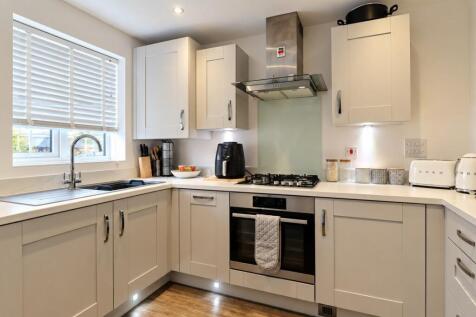 Woodpecker Way, Kirby Cross, Frinton-On-Sea photo 4