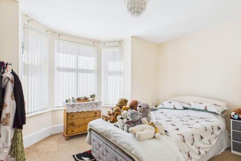 CAM03582G0-PR0122...