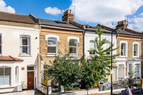 Dynevor Road N16