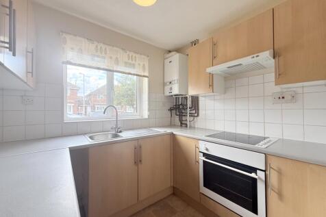 Heron Close, Biggleswade, Central Bedfordshire photo 3