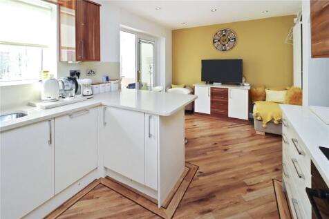 Breakfasting Kitchen