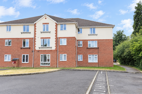 2-bed flat on Garden Close,ANDOVER TOWN, £1,050/mo