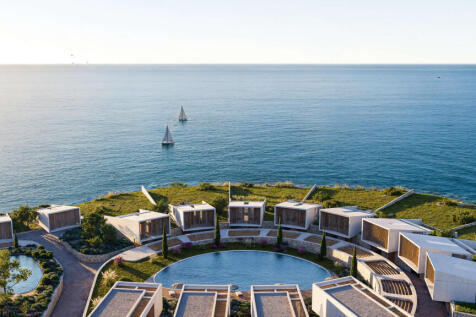 1 Bedroom Luxury Coastal Seaside Penthouse Apartments Image 9999 2