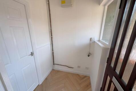 ST DUNSTANS RISE, WEST HUNSBURY - NN4 photo 4