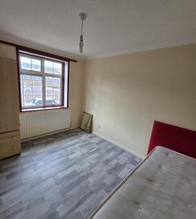 Napier Road, East Ham, Newham, London photo 5