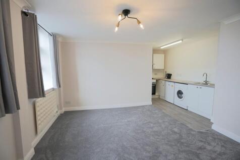 Living Room/Kitchen