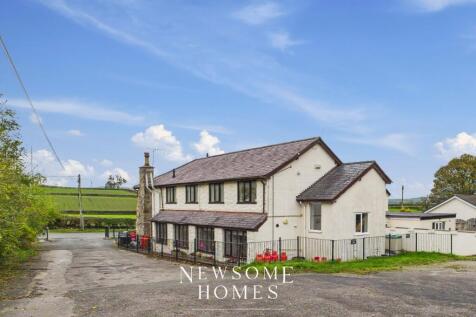 Holywell, CH8 - property photo