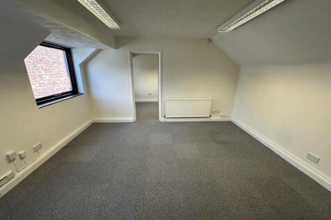 Office to rent Image 3