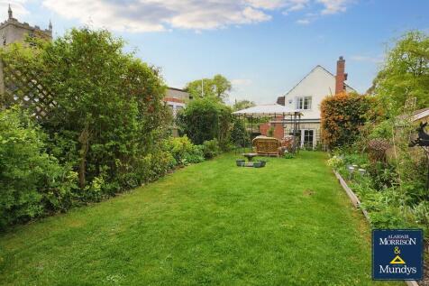 Rear Garden (2)