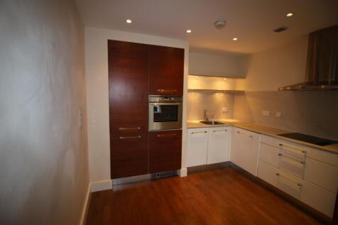 Falcon Drive, Cardiff, CF10 photo 5