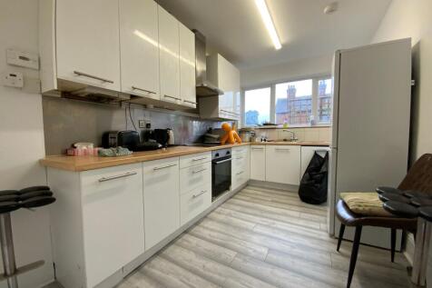 Communal Kitchen