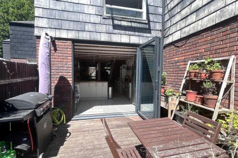 Yarmouth Crescent,Tottenham Hale, London, N17 photo 5