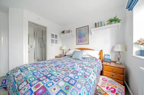 1296166-25-682cb11b2cb8b-ARW