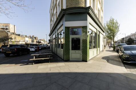 184 Well Street 5.jpg