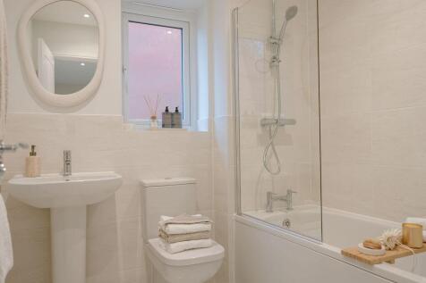 Main Bathroom