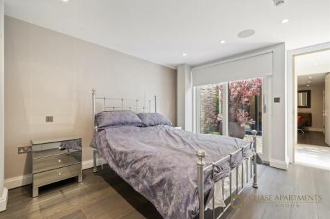 Butlers Wharf SE1 2YE-8.jpg