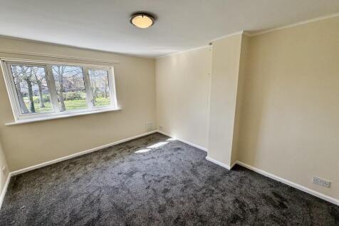 Gardendale Avenue, Clifton, NG11 photo 5