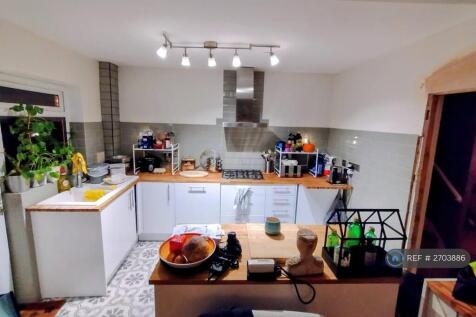 Kitchen Breakfast Bar