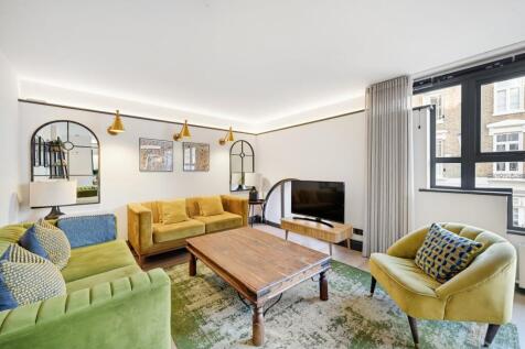 3-bed flat on Campden Street, London, W8, £4,996/mo