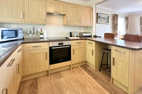 Kitchen Towards Living Room.JPG