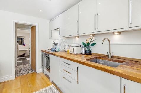 MedwinStreet20B-9.jpg