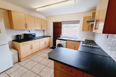 1a Southlea Close photo 3