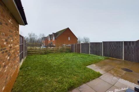 CAM03852G0-PR0156-STILL017