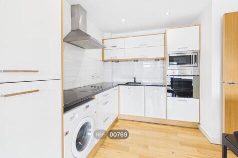 Kitchen/Living area