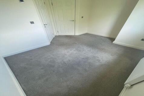 35 Almond Croft, Nibshaw Lane, Gomersal, Cleckheaton, Kirklees photo 3