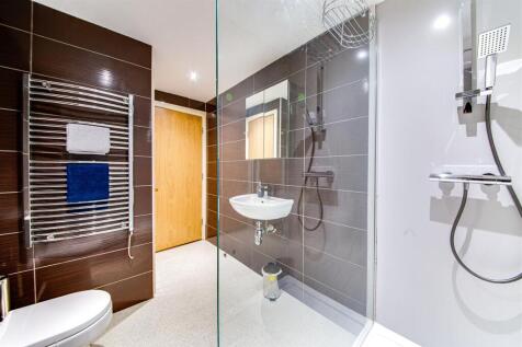 Bathroom 1.2.jpg