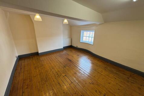 Retail Property (high street) to rent Image 12
