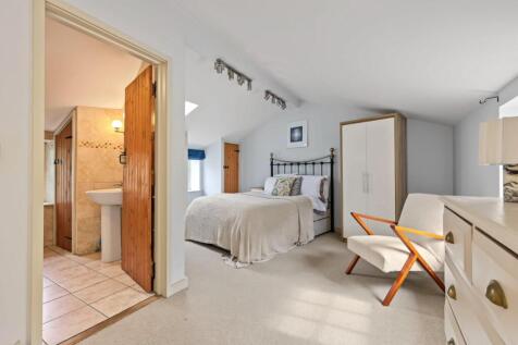 coach house fep_7.JPG